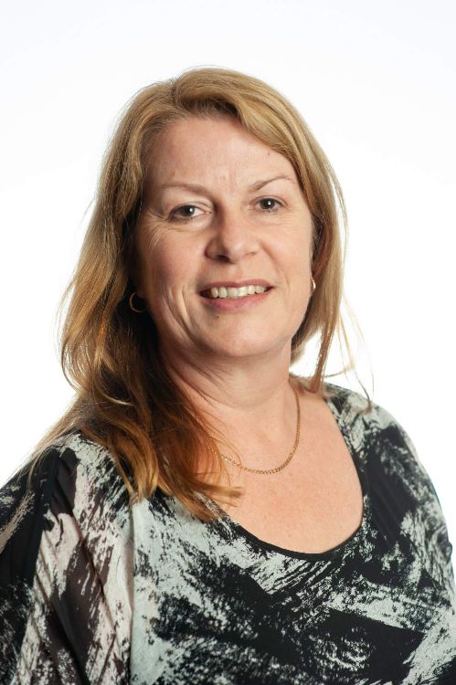 Sue Cross Field Solutions Bayer Crop Science Australia
